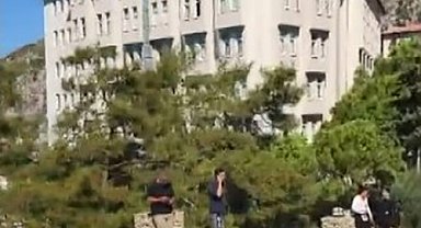 Kuşadası'nda beş yıldızlı otelde maaş krizi