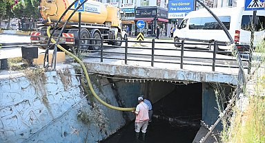 Kuşadası'nda Damlacık Deresi temizlendi