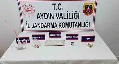 Kuşadası'nda uyuşturucu operasyonu: 3 şüpheli gözaltına alındı