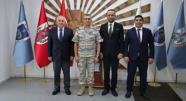 Kütahya belediye başkan yardımcılarından Tuğgeneral Mustafa Baş'a ziyaret