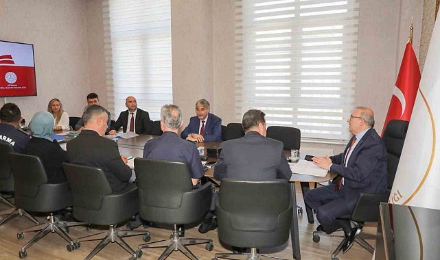 Kütahya'da okul güvenliği için yeni eğitim öğretim yılı tedbirleri görüşüldü