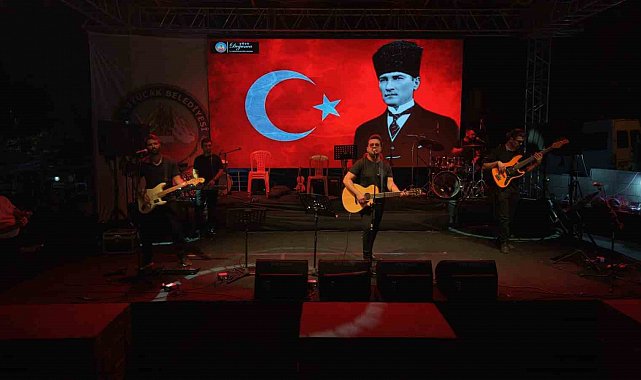 Kuyucak'ta kurtuluş coşkusu konserlerle taçlandı