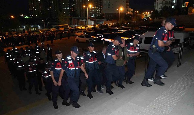 KYOK kaldırıldı, dosyalar yeniden açıldı: Aralarında 2 eski başkanın da olduğu 35 şüpheli adliyede