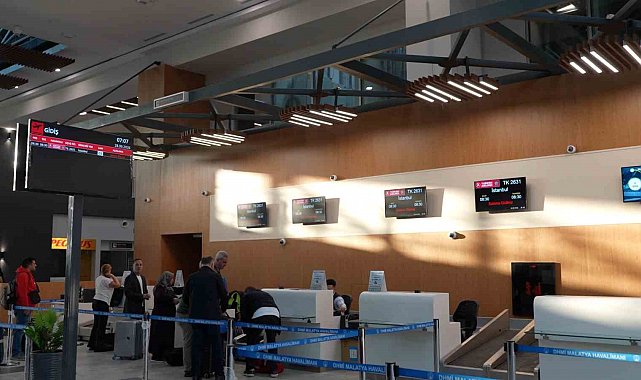 Malatya Havalimanı Yeni Terminali ilk yolcularını ağırladı