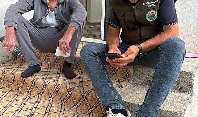 Malazgirt Ziraat Odasından takdir toplayan hizmet: Yaşlı çiftçinin ÇKS başvurusu evinde yapıldı