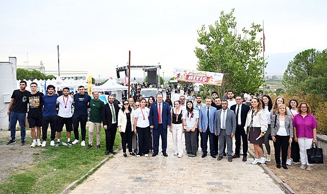 Manisa Celal Bayar Üniversitesi'nde 'Merhaba 26' coşkusu