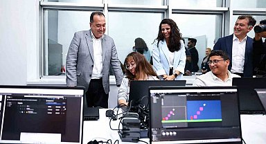 Manisa'da geleceğin yazılımcıları ilk ürünlerini ortaya çıkardı