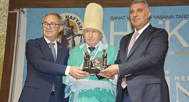 Manisa'da yılın ahisi Mehmet Akgül oldu