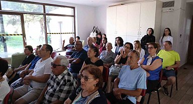 Mavi Ev, Alzheimer hastaları ve yakınlarına moral oluyor