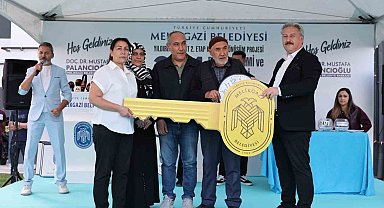 Melikgazi'de 24 aile yeni evlerine kavuştu