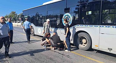 Menteşe'de motosiklet yayaya çarptı: 1 yaralı