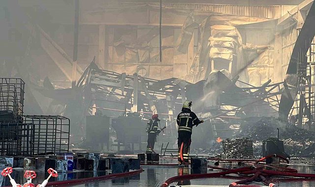 Mersin'de kimya fabrikasındaki yangın kontrol altına alındı