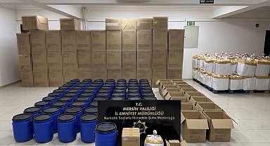 Mersin'de uyuşturucu operasyonu: 6 milyon boş kapsül ve 1 ton 250 kilo ham madde ele geçirildi