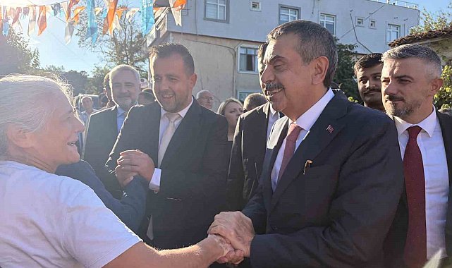 Milli Eğitim Bakanı Tekin: "Mottomuz, 'Türkiye'de artık hiçbir şey eskisi gibi olmayacak' yani hizmeti vatandaşın ayağına götüreceğiz"