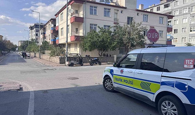 Motosiklet ile mobilet çarpıştı: 7 yaralı