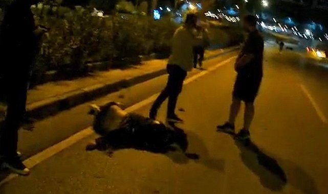 Motosiklet sürücüsünün kaza anı kamerada