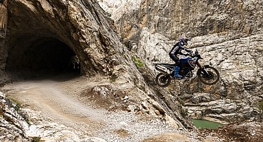 Motosiklet tutkunlarının iki ekstrem rotası: Karanlık Kanyon ve D915