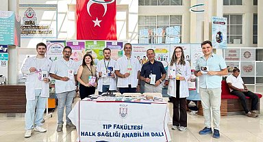 Muğla'da Halk Sağlığı Haftası kapsamında bilgilendirme standı kuruldu
