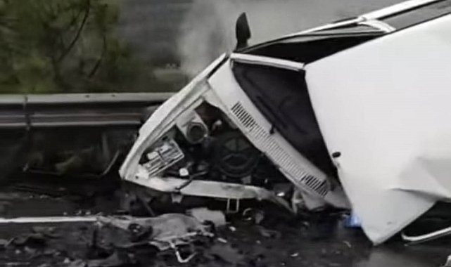 Muğla'da iki otomobil çarpıştı: 1 ölü, 2 yaralı