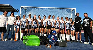 Muğla'nın U14 Kız Hokey takımı Türkiye 5'incisi oldu