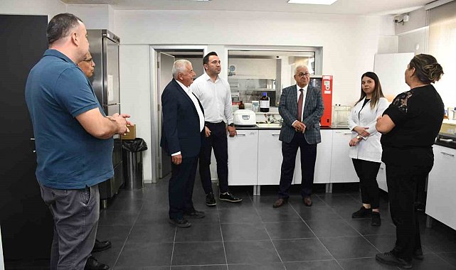 Mülkiye Başmüfettişi Şahin, Aydın Ticaret Borsası Laboratuvarı'nı inceledi