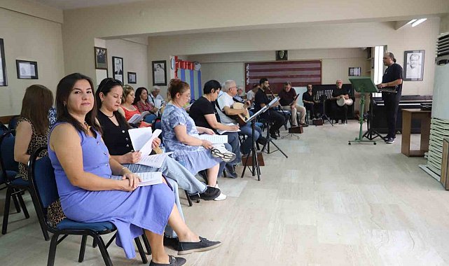 Nazilli'nin 42 yıllık korosu yeni döneme başladı
