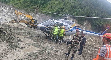 Nepal'deki sel felaketinden 10 gün sonra hidroelektrik tünelinden 2 işçi kurtarıldı