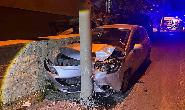 Niğde'de iki otomobil çarpıştı: 5 yaralı
