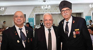 Nilüfer Belediyesi'nden şehit aileleri ve gaziler onuruna yemek