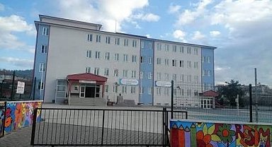 Öğrencilere iletişim dilinde nezaket ve saygı projesi: "Dilini Kirletme"