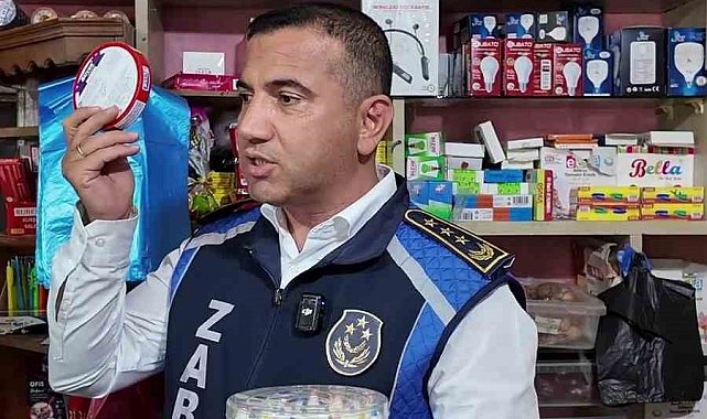 Okul çevresindeki iş yerinde son kullanma tarihi geçmiş ürün satan marketçi kendini "yeni bitmiş" diyerek savundu