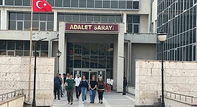 Okul saldırısı davasında tahliye olan saldırganın annesi Osmaniye'de yeniden tutuklandı