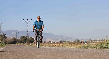 Ömrünü pedal çevirerek geçiren 85 yaşındaki yaşlı adam, 'Ne mazot ne gaz, pedal çevirmeye doyum olmaz' bilinciyle günde 20 kilometre yol katediyor