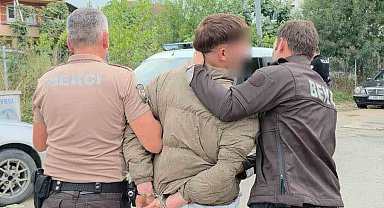 Önce basın mensubuna küfür etti, sonra suçu diğer şüpheliye attı