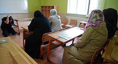 Önce öğrendiler sonra çevrelerine anlatacaklar: Demirözü'nde vatandaşlara afet ve çevre bilgilendirmesi