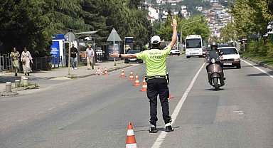 Ordu'da trafik denetimleri: Bir haftada 17 bine yakın araç ve sürücü denetlendi
