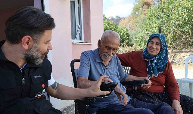 Orman yangınında tamamen yanan evin eşyaları yenilendi