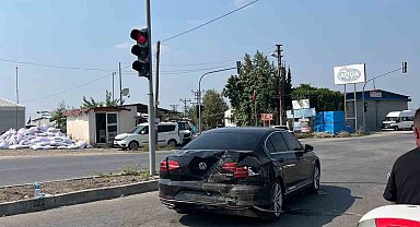 Osmaniye'de iki otomobil çarpıştı: 3 yaralı