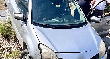 Osmaniye'de otomobil yol kenarına devrildi: 1 yaralı