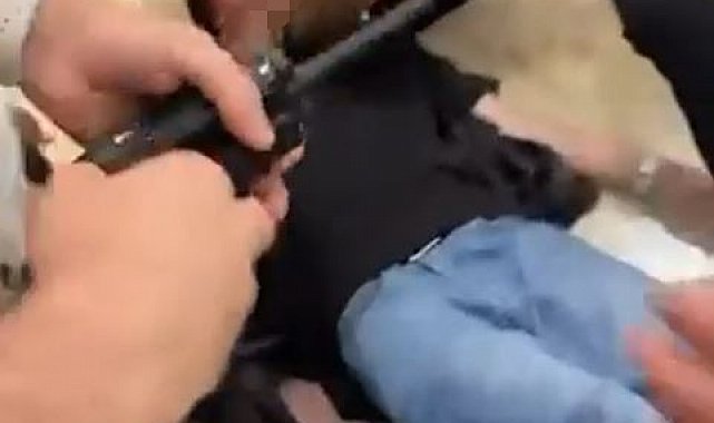 Özcan Deniz konserinde çıkan olayda bir kişi bıçaklandı