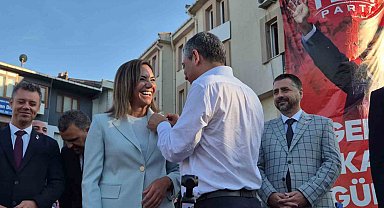 Özgür Özel Tekirdağ'da halka seslendi: "Hep beraber yürüyoruz"