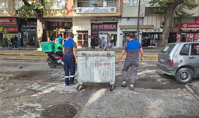 Patlamaların yaşandığı çöp konteynerinde bu defa da yangın çıktı
