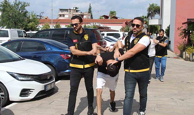 Pimi çekilen el bombasına bomba imha uzmanından koli bandıyla müdahale