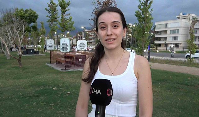 Pisliğin sergilendiği dikkat çeken 'sanat eseri' vatandaşlardan tam not aldı