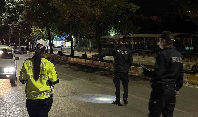 Polis ekiplerinin huzur ve güvenlik uygulamaları aralıksız sürüyor