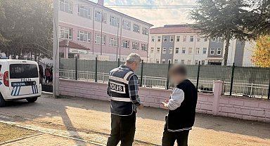 Polisten okul çevrelerinde huzur denetimi