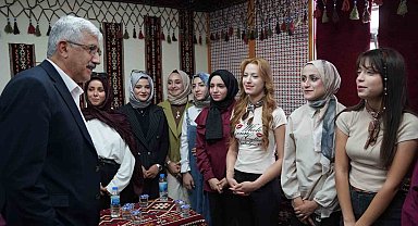 Prof. Dr. Hasari Çelebi, Kahtalı gençlerle buluştu