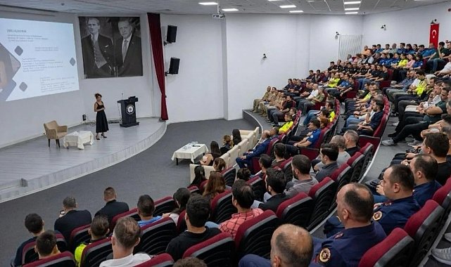 "Erken Çocukluk" konferansı