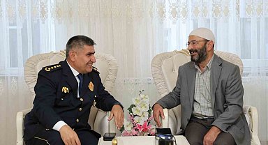 "Vatandaşlarımızla iletişimimizi daima karşılıklı güven ve saygı üzerine kuracağız"