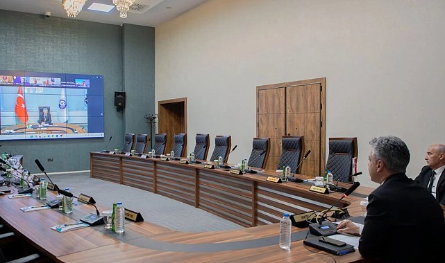 Rektör Kuyrukluyıldız, YÖKAK'ın rektörler toplantısına katıldı